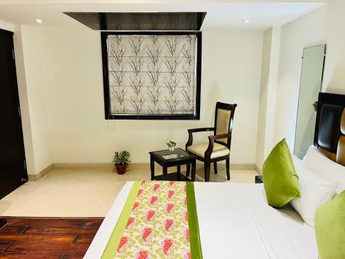 Hotel Aura IP Grand Karkardooma New Delhi