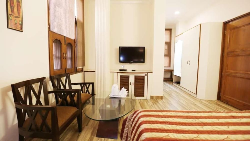 Hotel Pals Inn, Patel Nagar