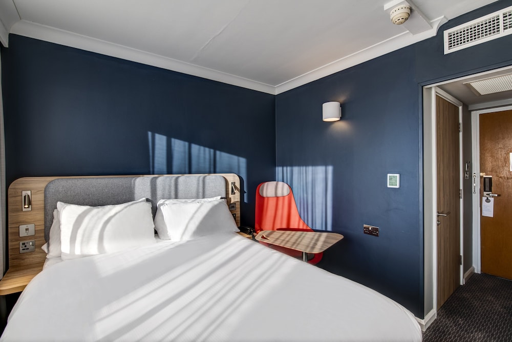 Holiday Inn Edinburgh City West