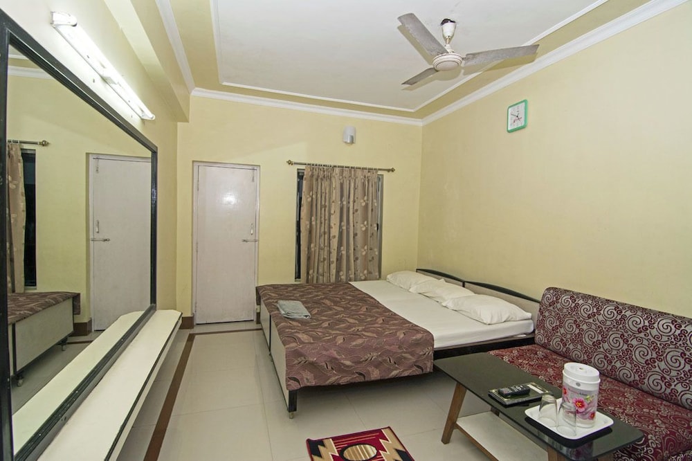 Hotel Dolphin