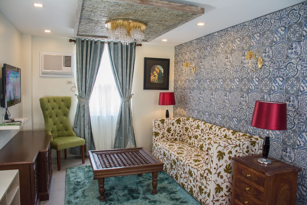 Cebu Uncle Toms Cabin Hotel powered by Cocotel