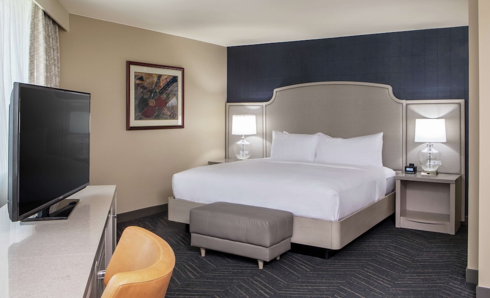 DoubleTree by Hilton Hotel Nashville Downtown