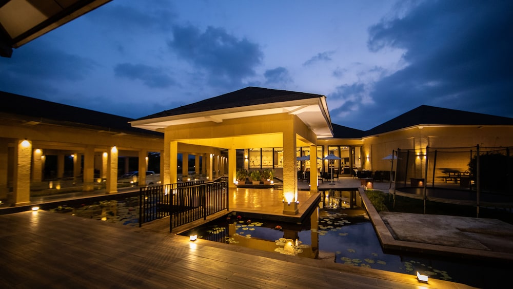 Tropical Retreat By Zuper
