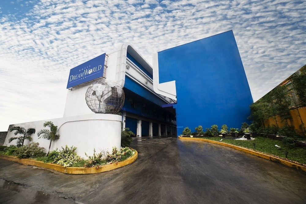 Dream Hotel