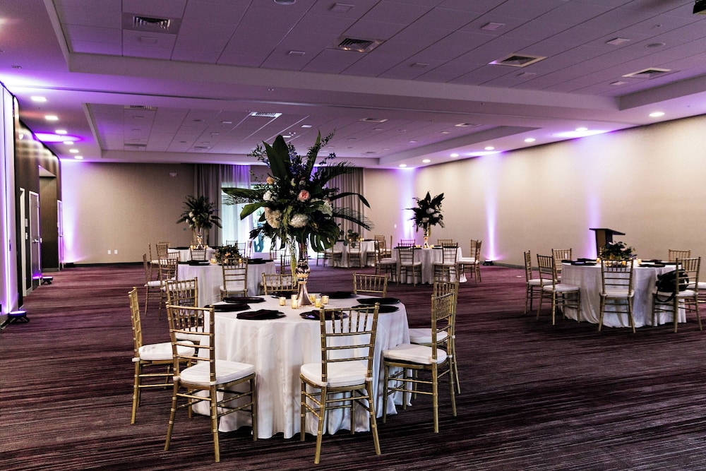 Courtyard by Marriott Savannah Airport