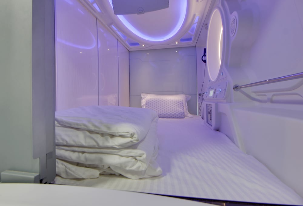 Hotel Astropods Airport Mumbai.