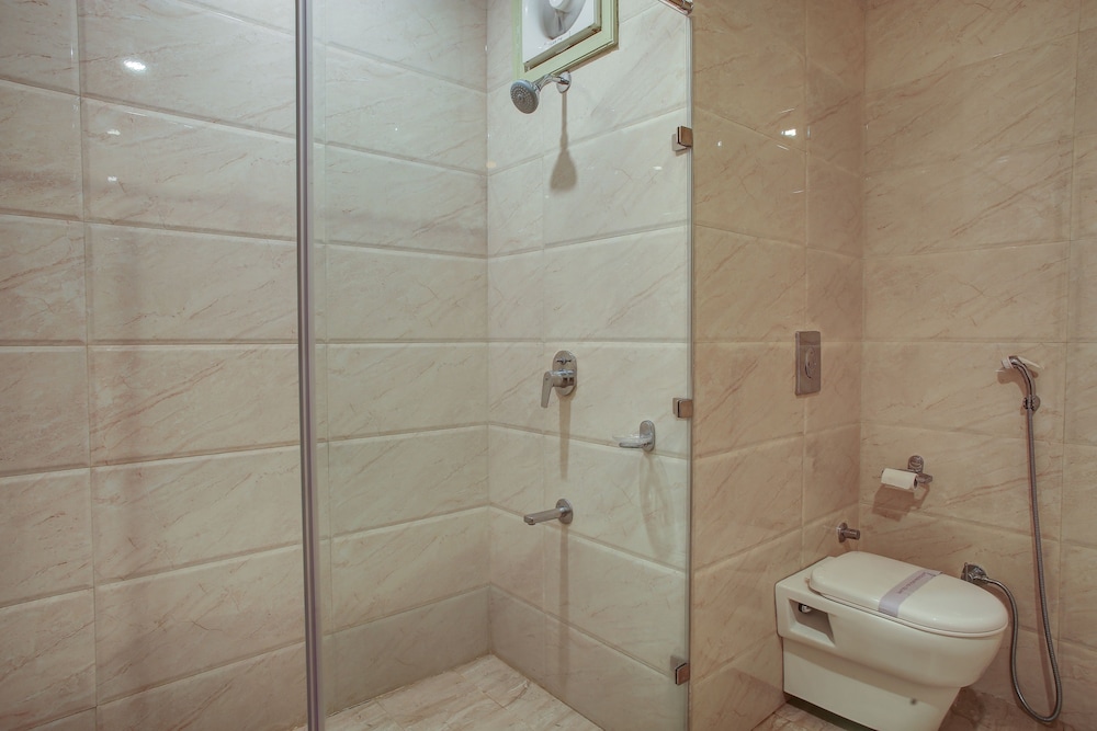 Hotel The Royal Krishna 