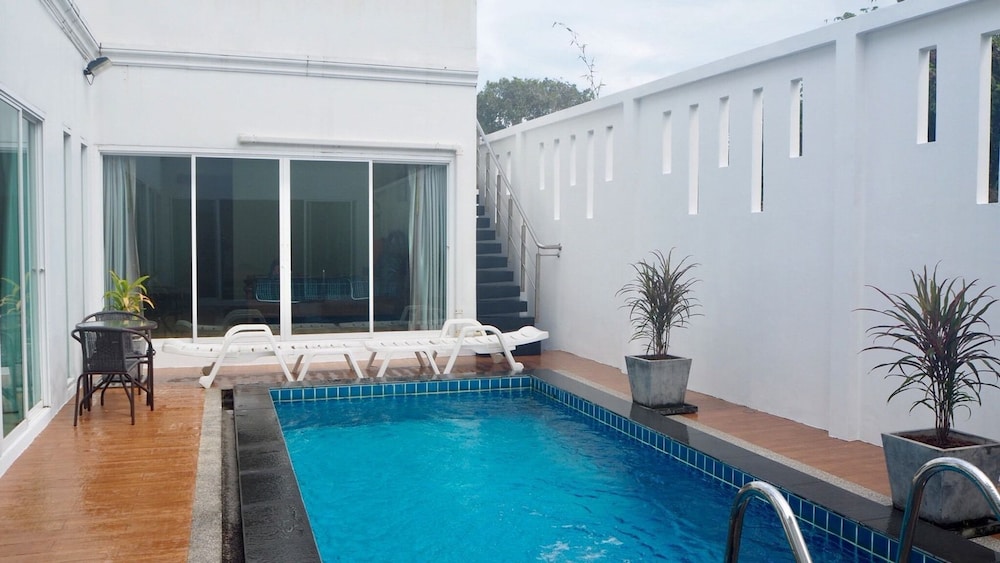 Villa Somewhere Phuket Laguna Bangtao