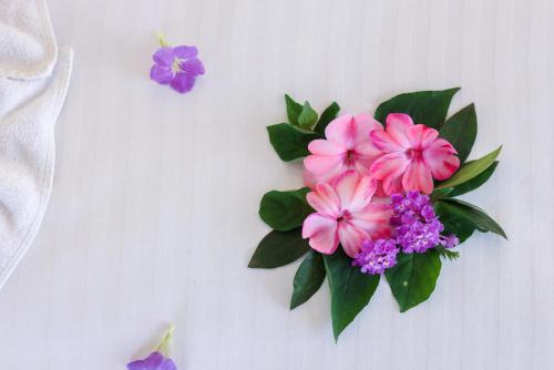 Eterno Camellia and Elettaria