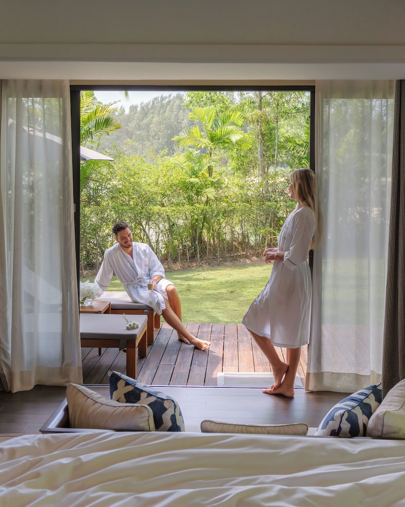 Anantara Layan Phuket Resort