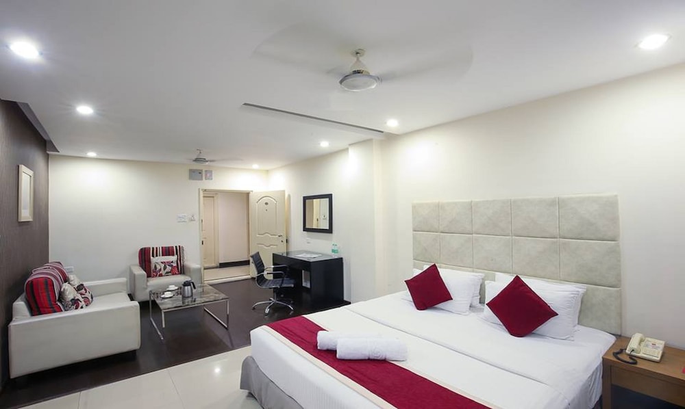 Trunk And Trolley - Gachibowli