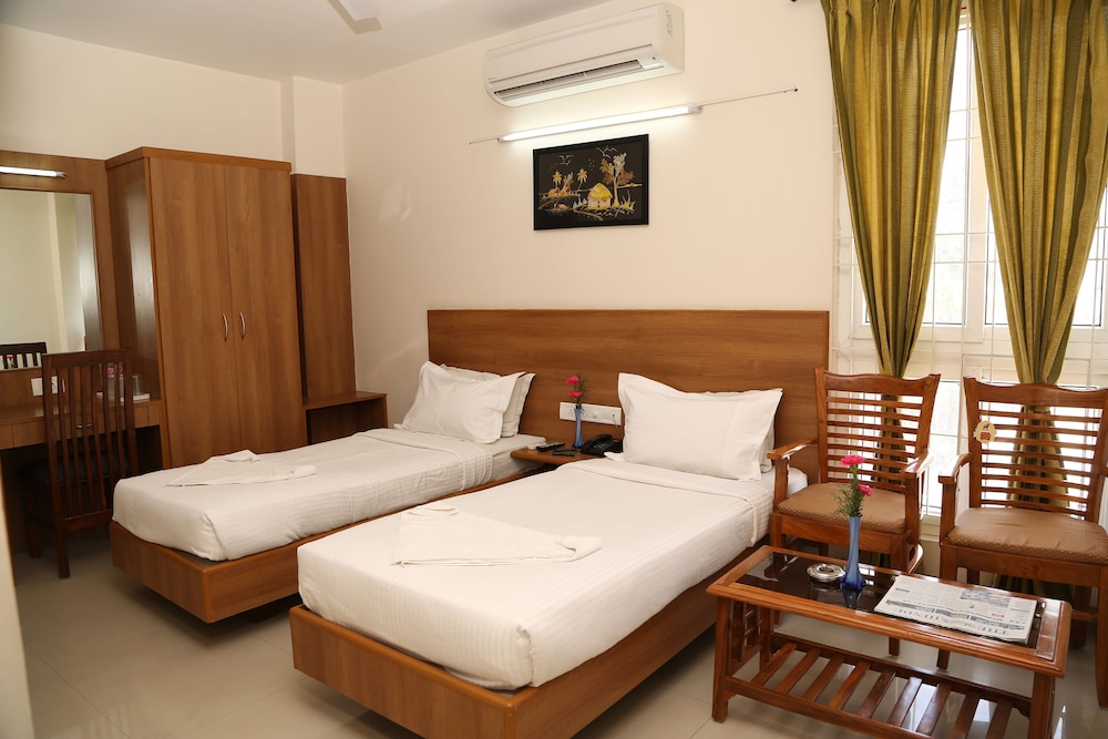 Hotel SPR Inn