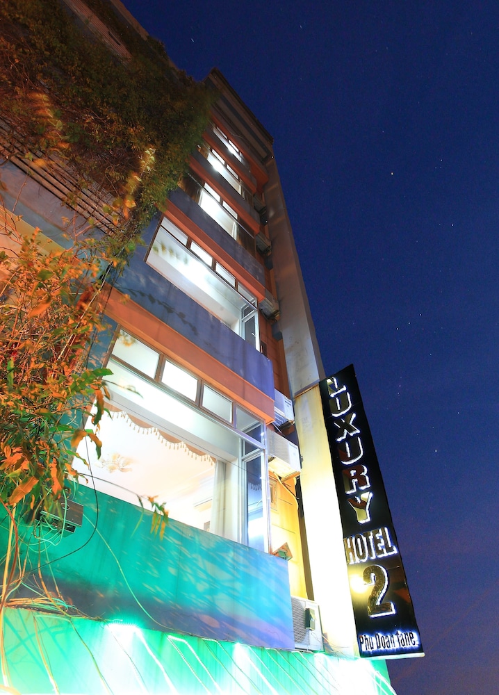 Luxury Hotel