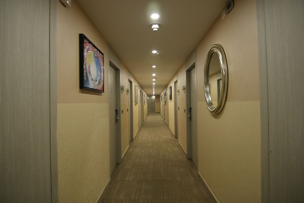 Golden Tulip