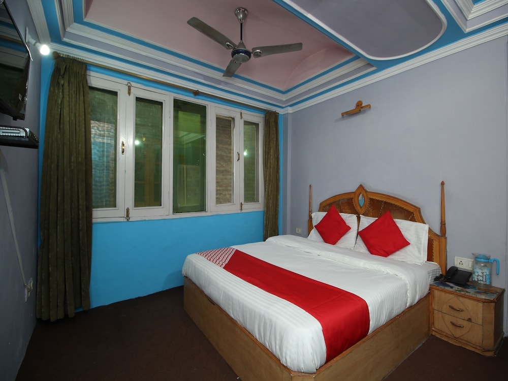 Oyo 29553 Hotel Essar