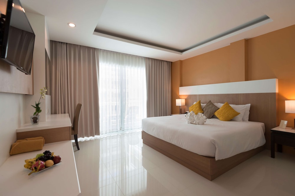 Chanalai Hillside Resort, Karon Beach