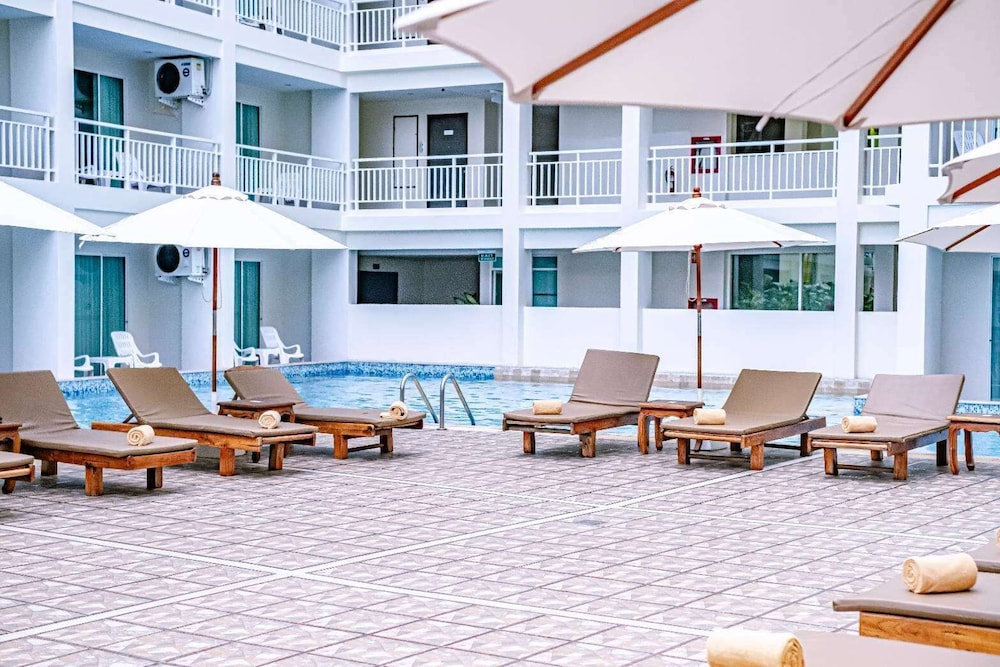 Chanalai Hillside Resort, Karon Beach