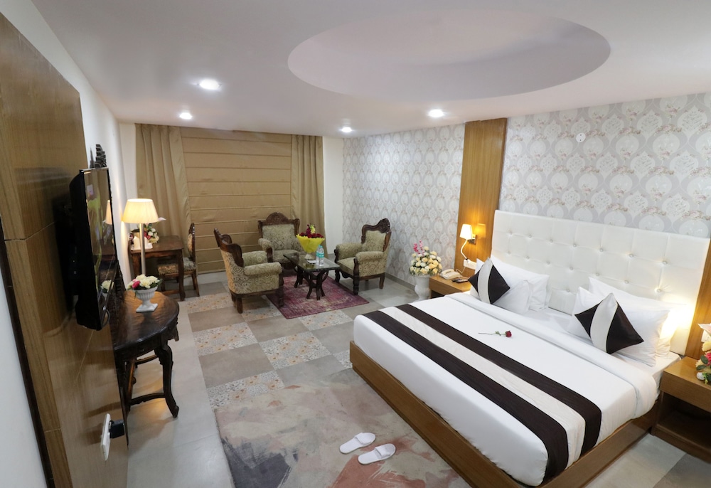 Royal Park Resorts & Spa