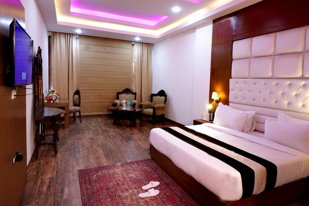 Royal Park Resorts & Spa