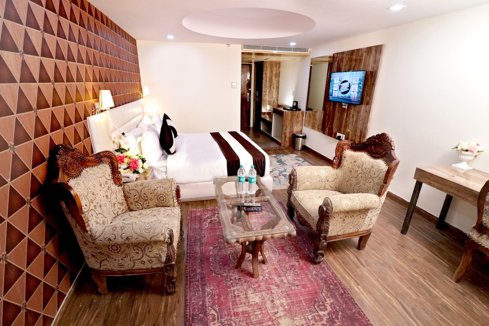 Royal Park Resorts & Spa