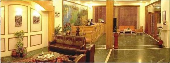 The Pearl Hotel, Hassan