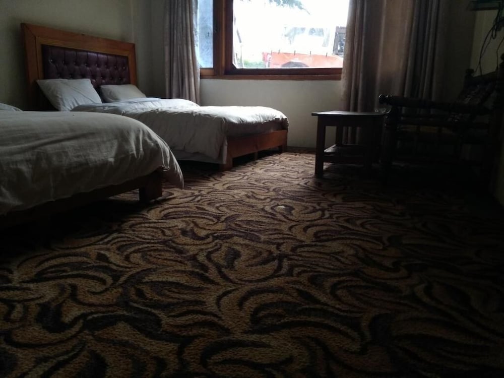 Tourist Inn Hotel Shogran