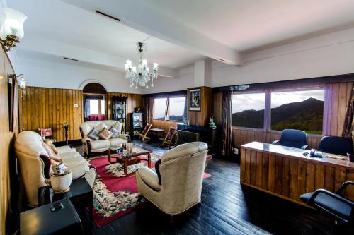 Central Gleneagles Resort