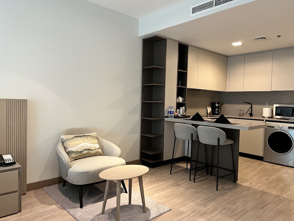 Residence Inn by Marriott Sheikh Zayed Road, Dubai