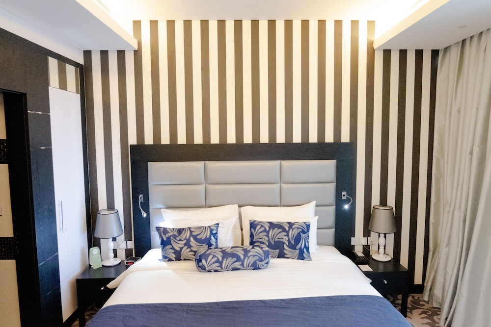 Signature 1 Hotel Tecom