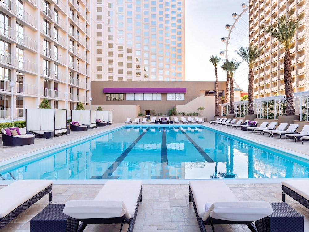 Harrah’s Las Vegas – A Caesars Rewards Destination
