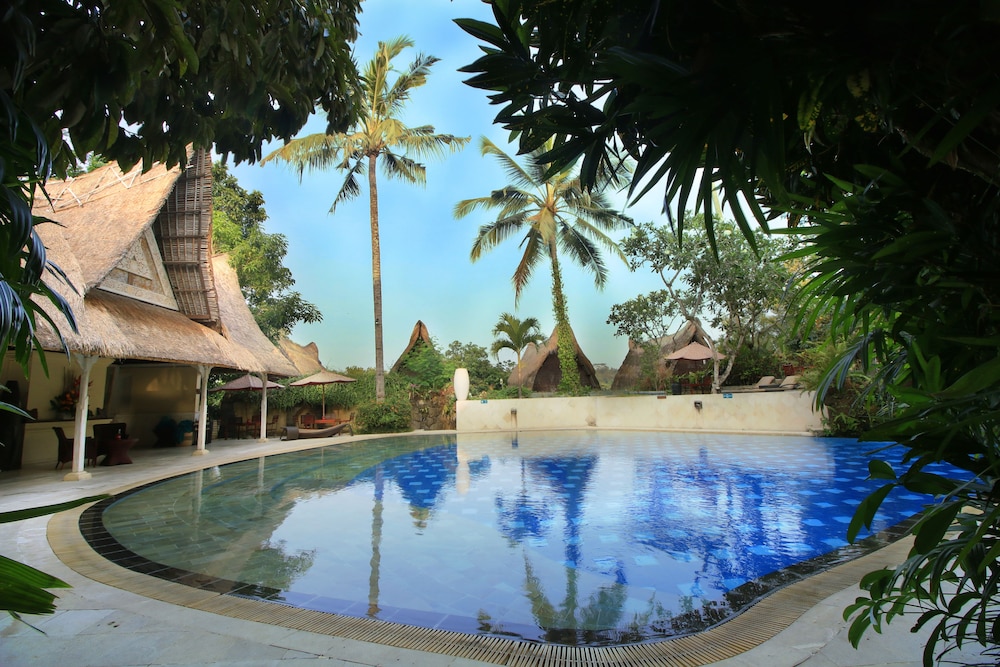 Jungle Retreat by Kupu Kupu Barong