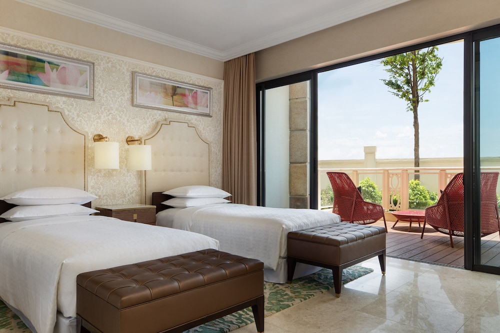 Sheraton Grand Danang Resort