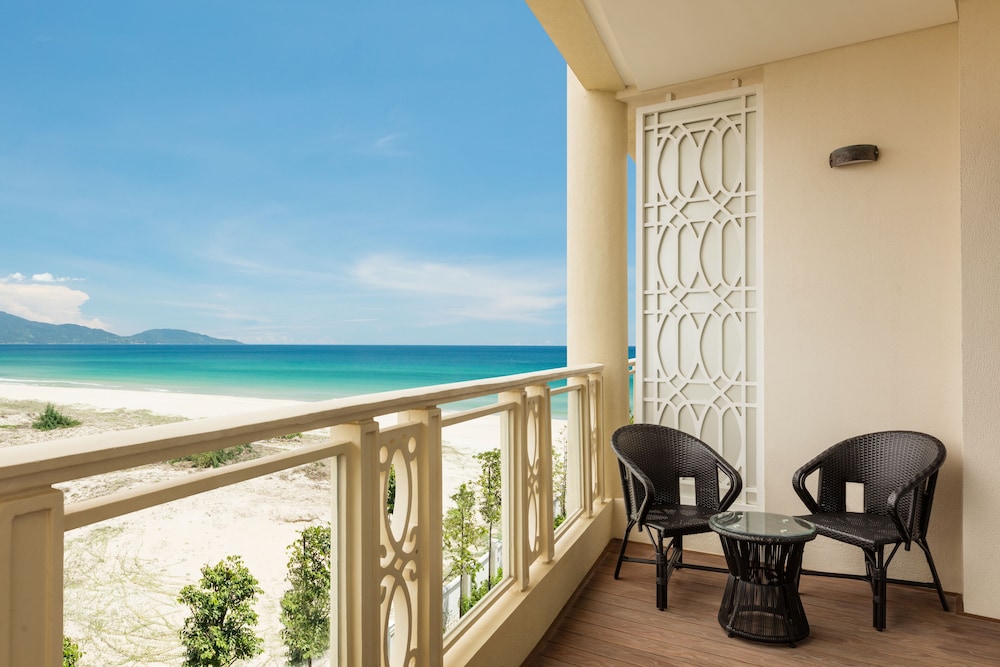 Sheraton Grand Danang Resort