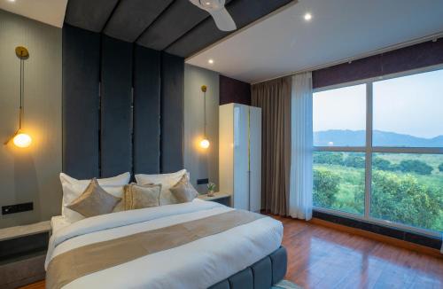 Hotel Grey Castle by PerfectStayz