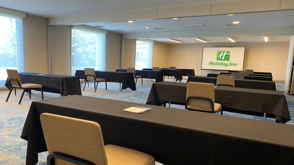 Holiday Inn Los Angeles - LAX Airport by IHG