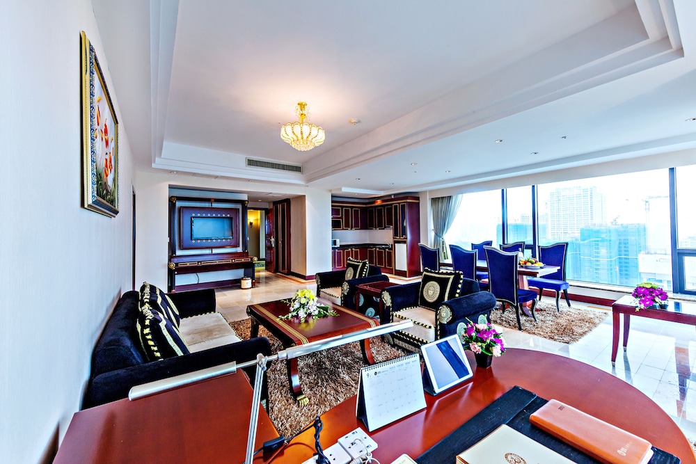 Grand Plaza Hotel Hanoi