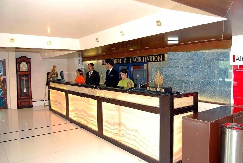 ADB Rooms Hotel Silver Star