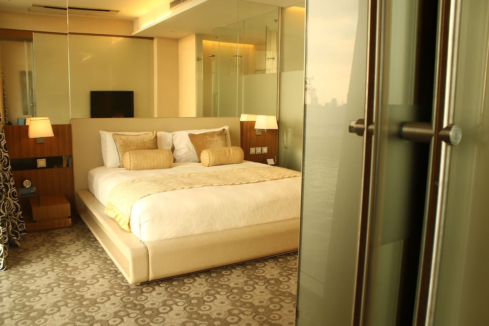 Hotel H2O