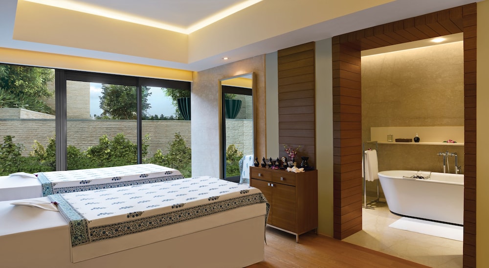  Trident Hotel Bandra Kurla