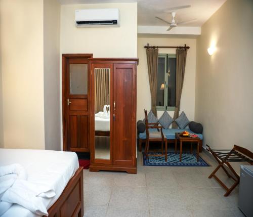 Mango Hill La Serene Puducherry