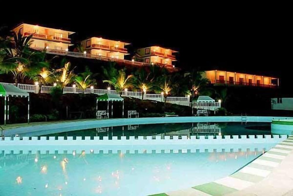 Indismart Woodbourne Resort