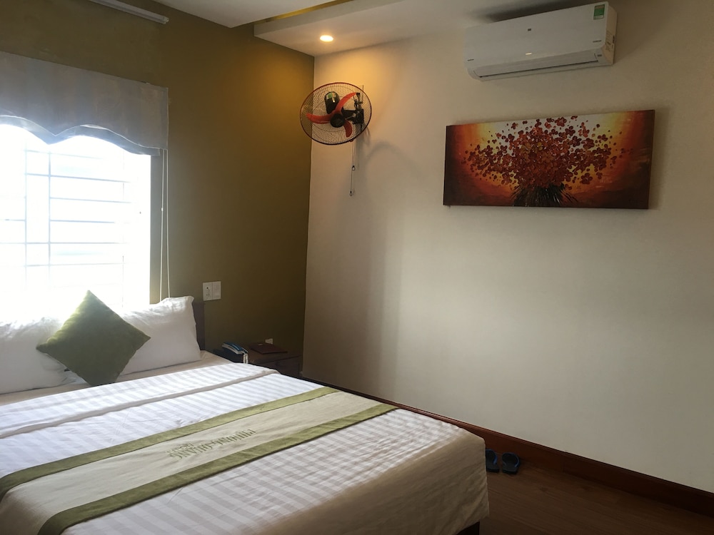 Phuong Quang Hotel