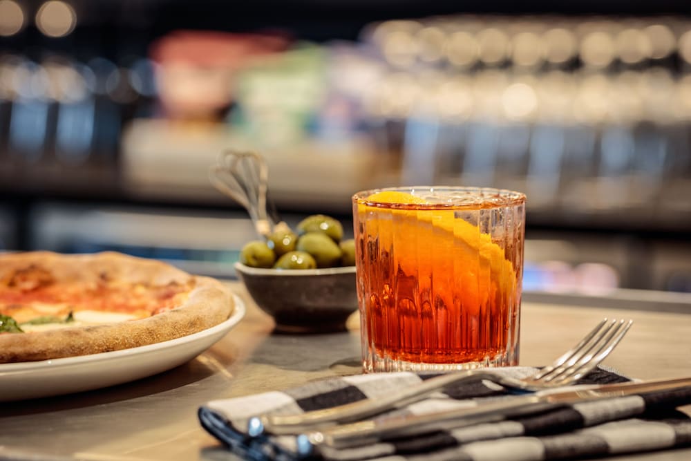 Holiday Inn London Heathrow - Bath Road by IHG
