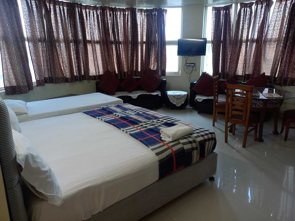 Hotel Vrinda Palace