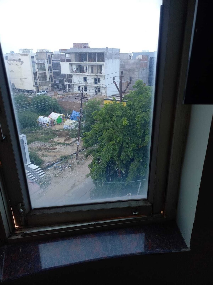 Hotel Vrinda Palace