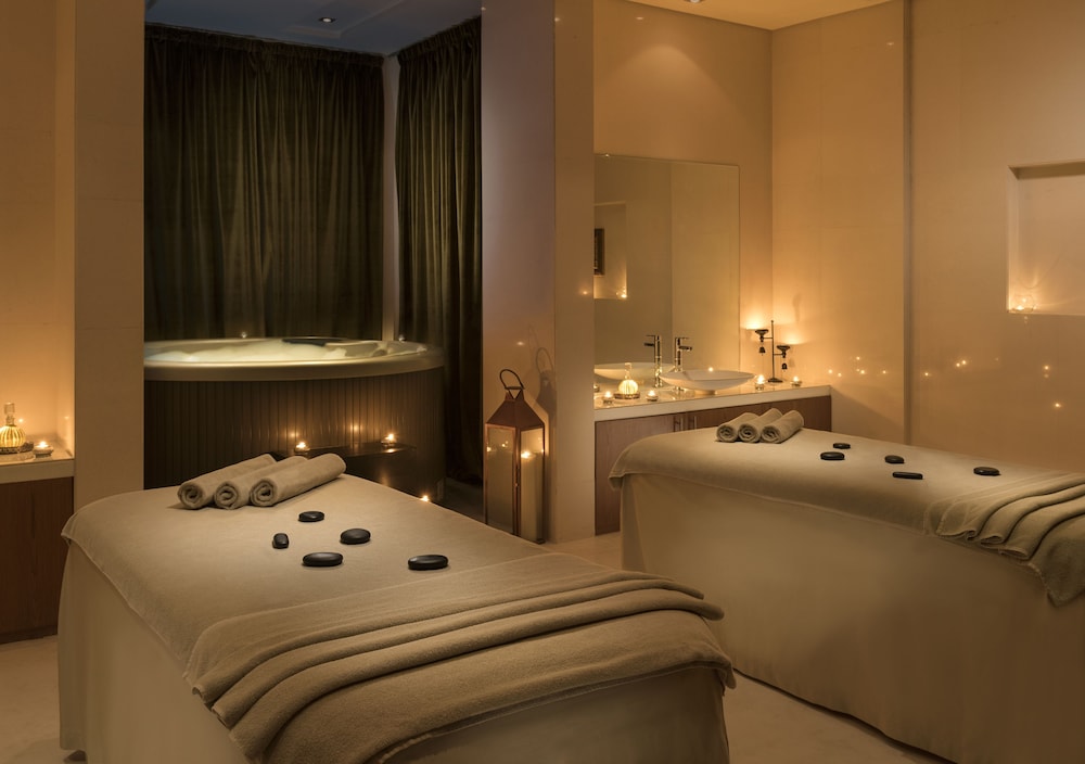 Rixos The Palm Hotel & Suites