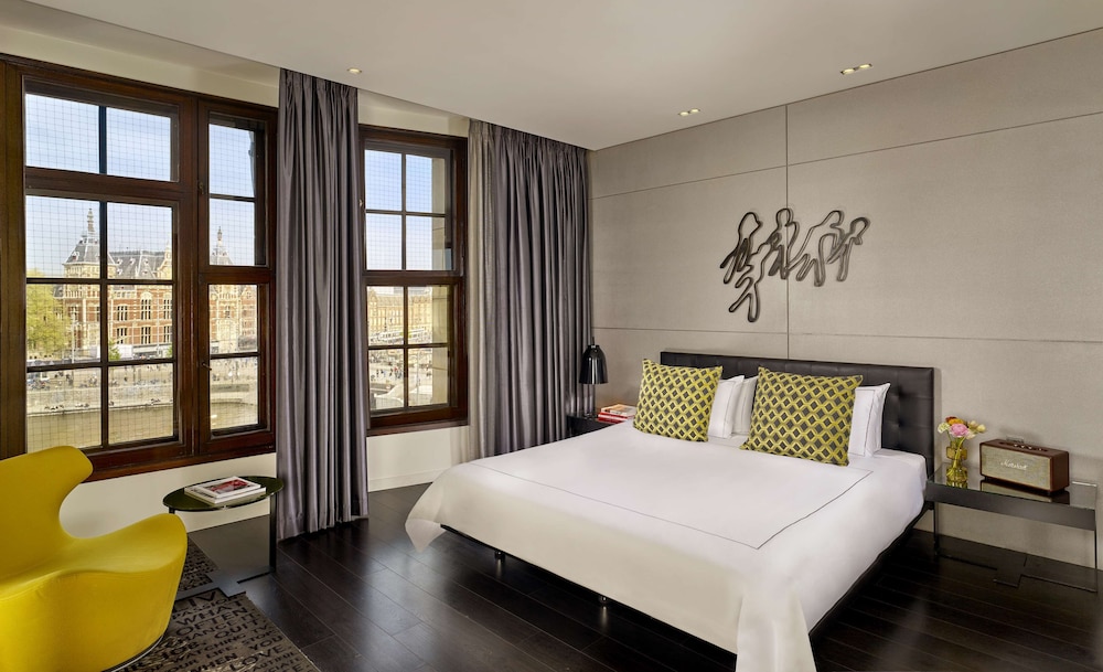 art'otel Amsterdam powered by Radisson Hotels