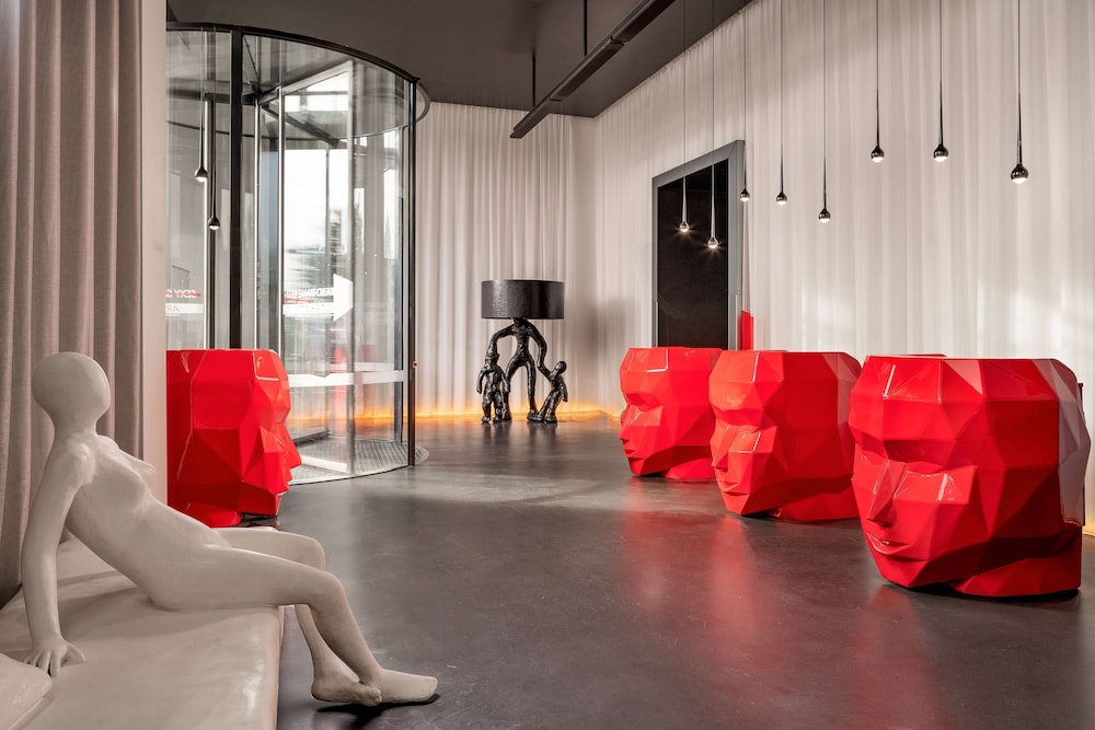 art'otel Amsterdam powered by Radisson Hotels