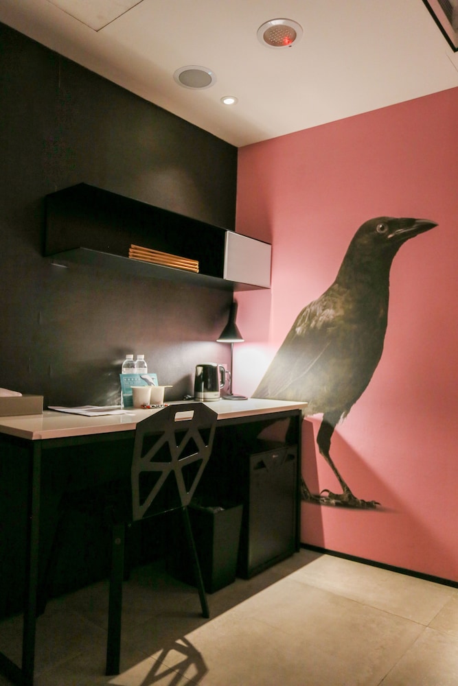 Hotel Papa Whale