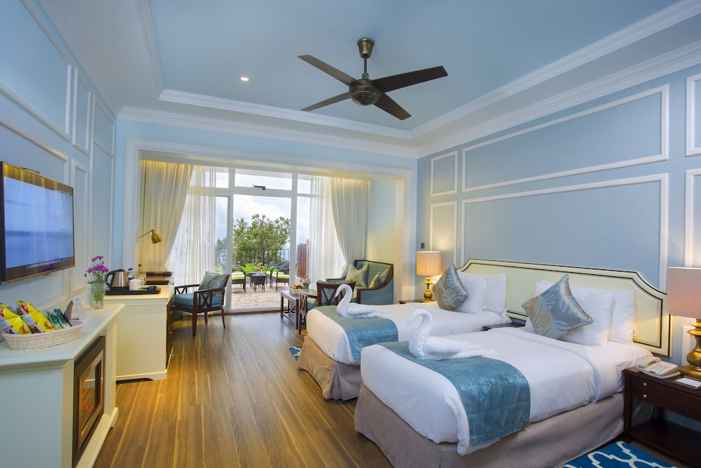 Fragrant Nature Munnar- A Five Star Classified Hotel